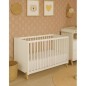 Lit bébé - 120 x 60 cm - Babyprice Joy Naturel - Blanc - Sur pieds en bois naturel Lit bébé - 120 x 60 cm - Babyprice Joy Naturel - Blanc - Sur pieds en bois naturel
