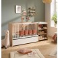Lit bébé combiné - 120x60cm - Evolutif en 90x190cm - Babyprice Up - Décor bois - Avec commode a langer étagere Lit bébé combiné - 120x60cm - Evolutif en 90x190cm - Babyprice Up - Décor bois - Avec commode a langer étagere