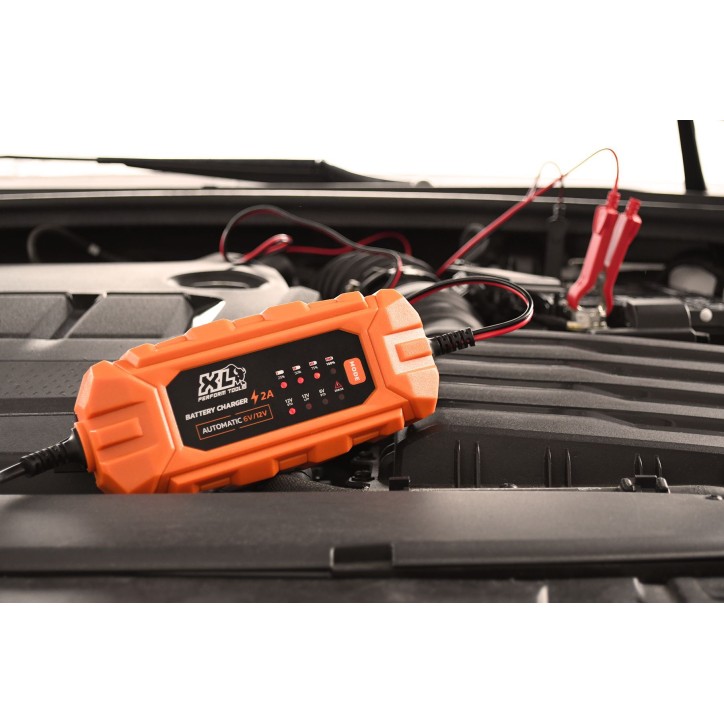 Chargeur batterie auto - XLPT - 2A - 35W - 12V - 3 m - IP65 - Protection inversion polarité/court-circuit/mauvaise batterie Chargeur batterie auto - XLPT - 2A - 35W - 12V - 3 m - IP65 - Protection inversion polarité/court-circuit/mauvaise batterie
