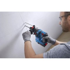 Perforateur GBH 18V-18 Professional SDS Plus avec KickBack Control, sans batterie, ni chargeur - Livré dans L-Boxx 136 - BOSCH
