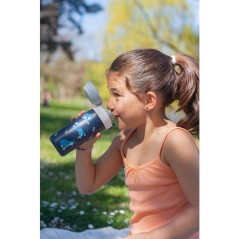 Gourde isotherme a bec verseur - MONBENTO - Enfants - Bouchon ouvertur