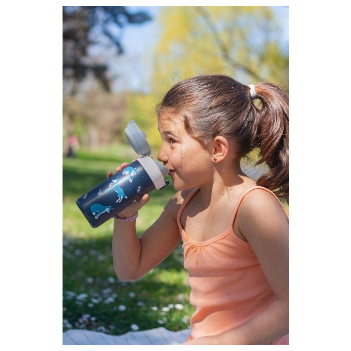 Gourde isotherme a bec verseur - MONBENTO - Enfants - Bouchon ouverture rapide - Pop Wolf Gourde isotherme a bec verseur - MONBENTO - Enfants - Bouchon ouverture rapide - Pop Wolf