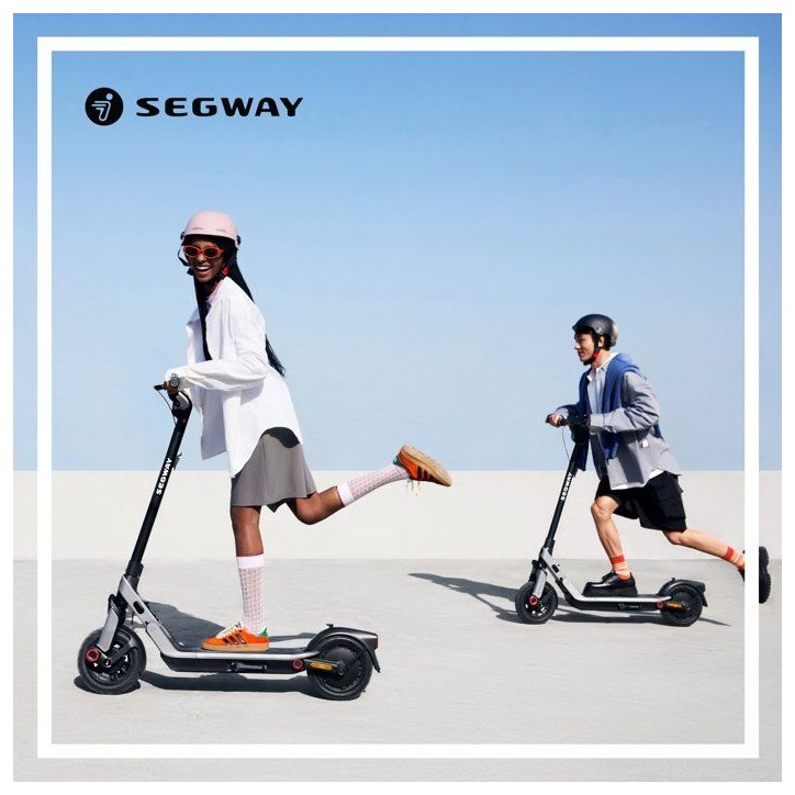 Trottinette électrique - SEGWAY - ZT3 Pro I - 1600 W - 11 - Vitesse 25 km max - Autonomie jusqu'a 70 km Trottinette électrique - SEGWAY - ZT3 Pro I - 1600 W - 11 - Vitesse 25 km max - Autonomie jusqu'a 70 km