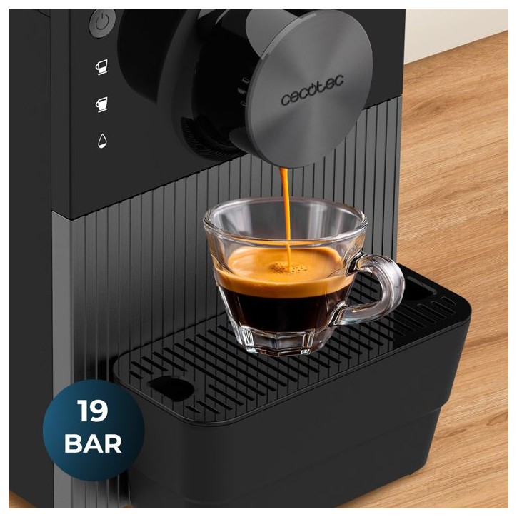 Machine a café Expresso broyeur - CECOTEC - CremmaetCube - 1350 W - 110 g - 1,1 L - Noir Machine a café Expresso broyeur - CECOTEC - CremmaetCube - 1350 W - 110 g - 1,1 L - Noir