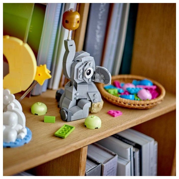Figurine a construire - LEGO - 40814 - Bébé éléphant sur nuage - Tete tournante - Cadeau a exposer Figurine a construire - LEGO - 40814 - Bébé éléphant sur nuage - Tete tournante - Cadeau a exposer
