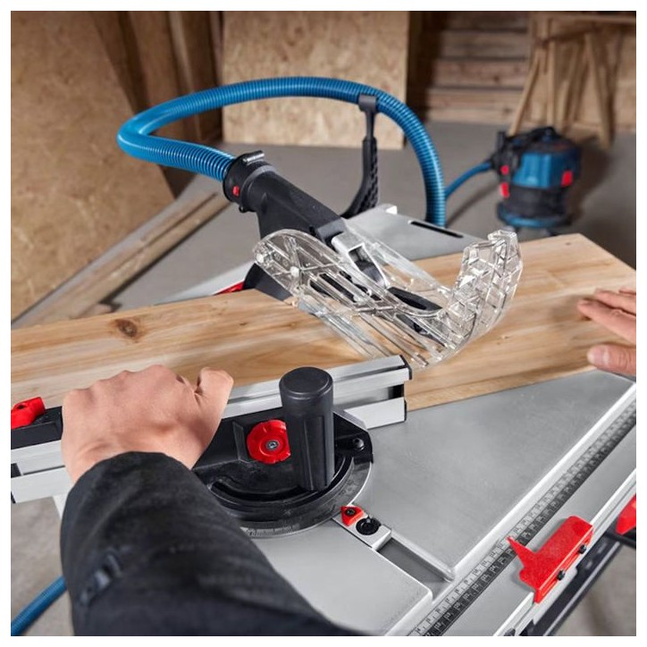 Scie sur table BOSCH PROFESSIONAL - GTS 18V-70 - 18V - 216 mm - 5?500 t/min - Avec accessoires Scie sur table BOSCH PROFESSIONAL - GTS 18V-70 - 18V - 216 mm - 5?500 t/min - Avec accessoires