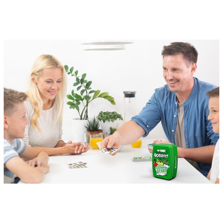 GODDIT - Top Trumps World Football Stars - Jeu de cartes - WINNING MOVES - 1 a 6 joueurs - Des 6 ans GODDIT - Top Trumps World Football Stars - Jeu de cartes - WINNING MOVES - 1 a 6 joueurs - Des 6 ans