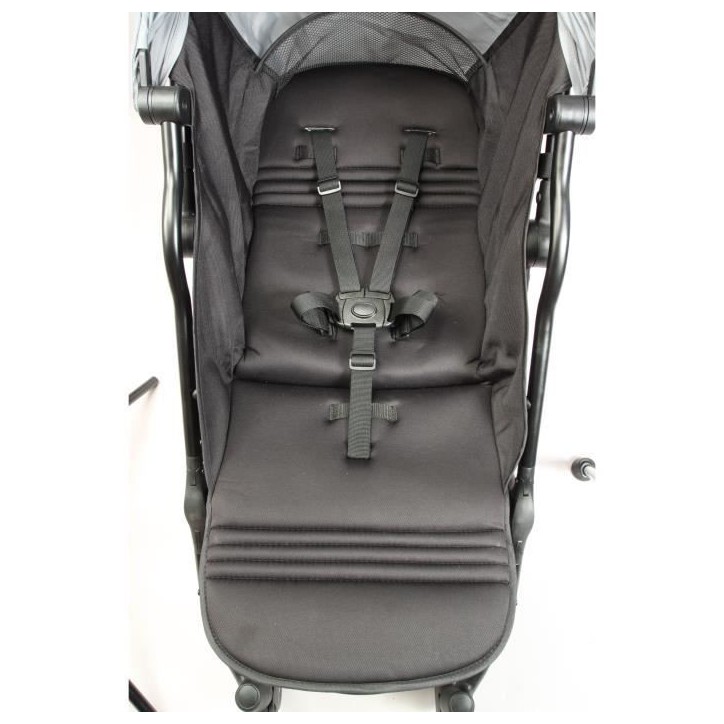 BAMBISOL - Poussette compacte - YUKO - 0 a 36 mois (max 15 kg) - Sangle de portage - 4 roues - Noir BAMBISOL - Poussette compacte - YUKO - 0 a 36 mois (max 15 kg) - Sangle de portage - 4 roues - Noir