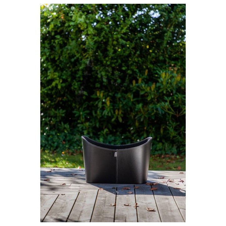 Panier a bûches - ADURO - 55 x 45 x 30 cm - Imitation cuir - Equipé de poignées Panier a bûches - ADURO - 55 x 45 x 30 cm - Imitation cuir - Equipé de poignées