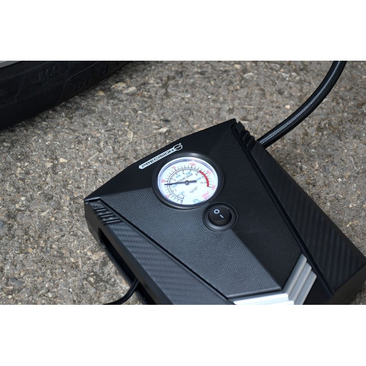 Mini compresseur 12V - PRECISION STEEL - 8 Bars - Embouts Presta - Schrader - Aiguille - Longueur 3m - 100 W - Torche LED Mini compresseur 12V - PRECISION STEEL - 8 Bars - Embouts Presta - Schrader - Aiguille - Longueur 3m - 100 W - Torche LED