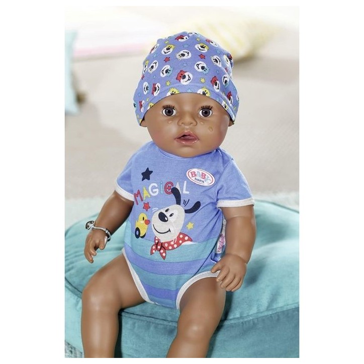 Poupée Garçon - Babyborn - Magic - 43 cm - Yeux mobiles - Pleure de vraies larmes Poupée Garçon - Babyborn - Magic - 43 cm - Yeux mobiles - Pleure de vraies larmes