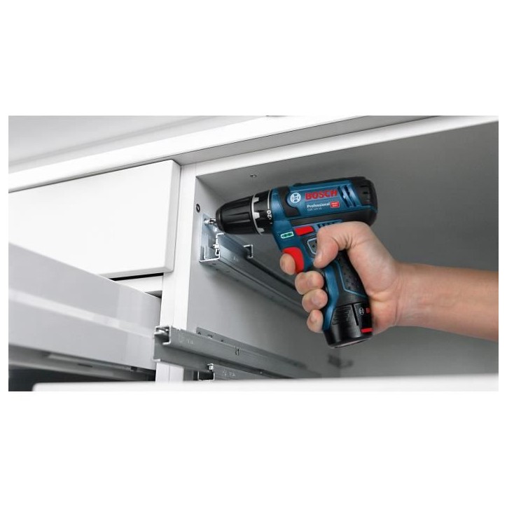 Perceuse-visseuse Bosch Professional GSR 12V-15 + 10 accessoires + 2 batteries 2,0Ah + Chargeur GAL 12V-20 - 060186810G Perceuse-visseuse Bosch Professional GSR 12V-15 + 10 accessoires + 2 batteries 2,0Ah + Chargeur GAL 12V-20 - 060186810G