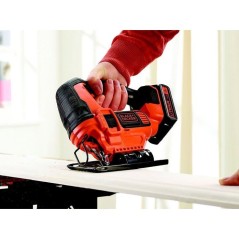 Scie sauteuse pendulaire sans-fil BLACK+DECKER 18V - 1 batterie 2,0 Ah