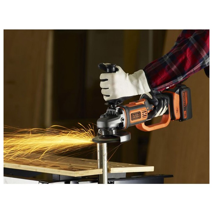 Meuleuse angulaire BLACK+DECKER - BCG720M1-QW 0717691 - Batterie Li-ion 18V 4Ah - Disque 125mm Meuleuse angulaire BLACK+DECKER - BCG720M1-QW 0717691 - Batterie Li-ion 18V 4Ah - Disque 125mm