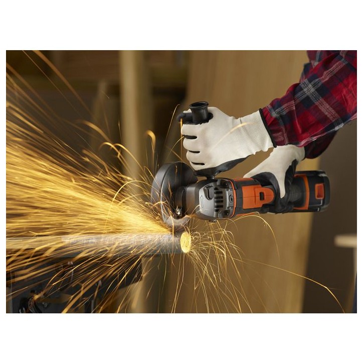 Meuleuse angulaire BLACK+DECKER - BCG720M1-QW 0717691 - Batterie Li-ion 18V 4Ah - Disque 125mm Meuleuse angulaire BLACK+DECKER - BCG720M1-QW 0717691 - Batterie Li-ion 18V 4Ah - Disque 125mm