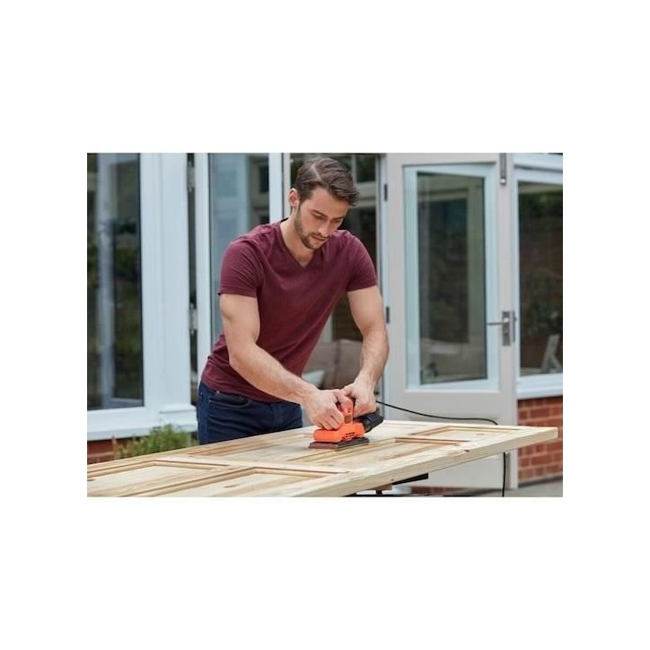 Levigatrice Orbit.150w - Black&Decker - BEW220-QS Levigatrice Orbit.150w - Black&Decker - BEW220-QS