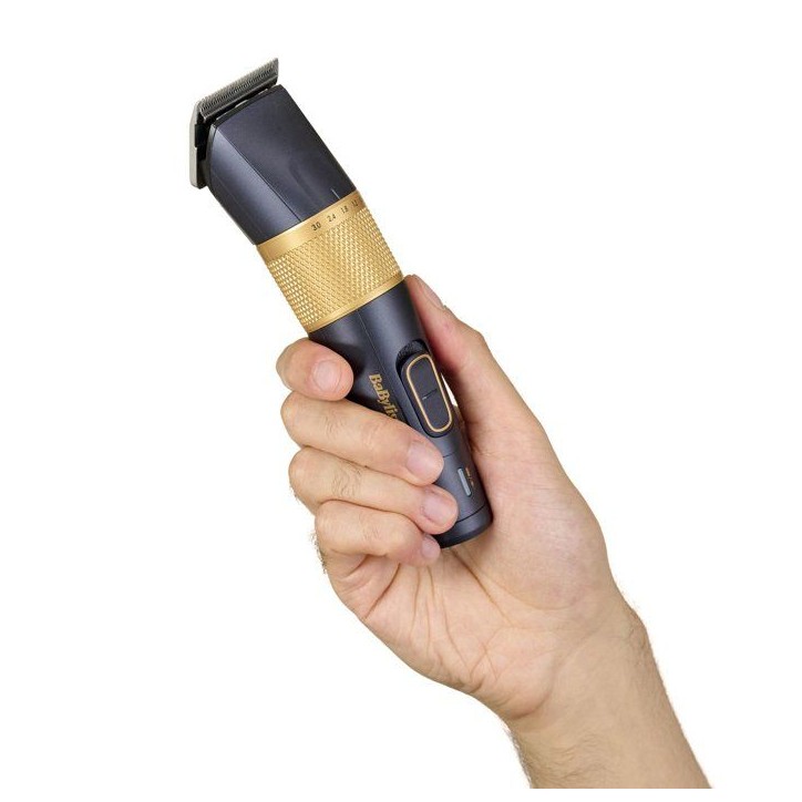 Tondeuse cheveux - BABYLISS - P1360E - Lithium-ion - Lames carbone titane - 45 hauteurs de coupe Tondeuse cheveux - BABYLISS - P1360E - Lithium-ion - Lames carbone titane - 45 hauteurs de coupe