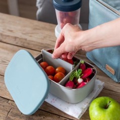 BEABA, Boîte repas enfant en inox, couvercle en silicone et housse de