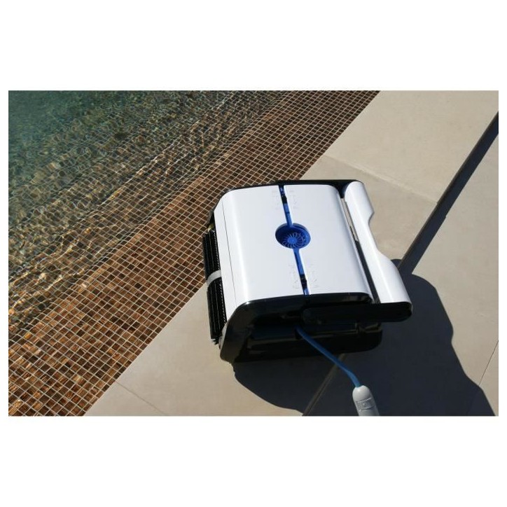 Robot de piscine - Bestway - Clean Pool - Autonome - nettoie fond et parois - 4x8m max Robot de piscine - Bestway - Clean Pool - Autonome - nettoie fond et parois - 4x8m max