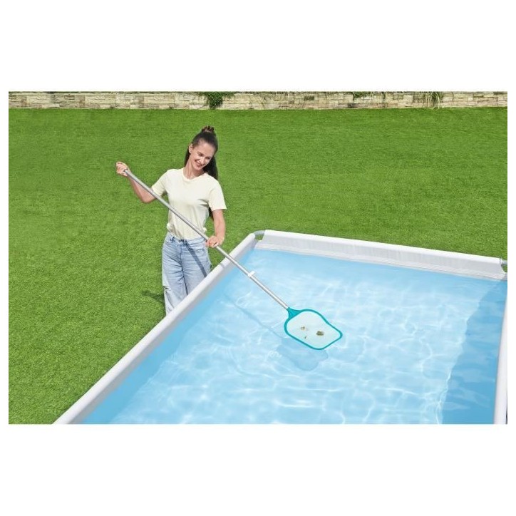 Kit de nettoyage piscine jusqu'a 3,96m - Bestway - Aquaclear - épuisette, flotteur, aspirateur, bande de test, patch de répara Kit de nettoyage piscine jusqu'a 3,96m - Bestway - Aquaclear - épuisette, flotteur, aspirateur, bande de test, patch de répara