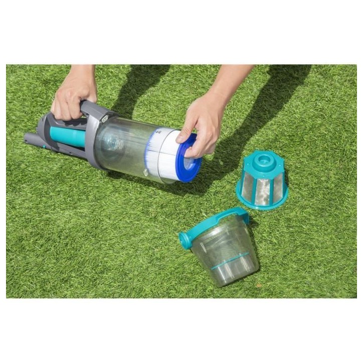 Aspirateur de piscine a main AquaGrip™, temps de marche 90 minutes, pour piscines jusqu'a 6,10m de diametre