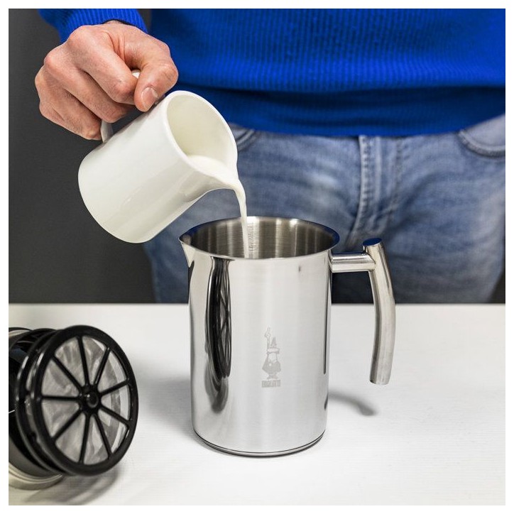 Mousseur a lait - BIALETTI - CAPPUCCINATORE - 330 ml - Acier Mousseur a lait - BIALETTI - CAPPUCCINATORE - 330 ml - Acier