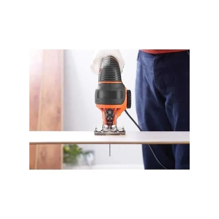 Scie sauteuse pendulaire BLACK + DECKER KS901PEK - 620W - Vitesse variable - Coupes biaises 0, 22.5 ou 45° Scie sauteuse pendulaire BLACK + DECKER KS901PEK - 620W - Vitesse variable - Coupes biaises 0, 22.5 ou 45°