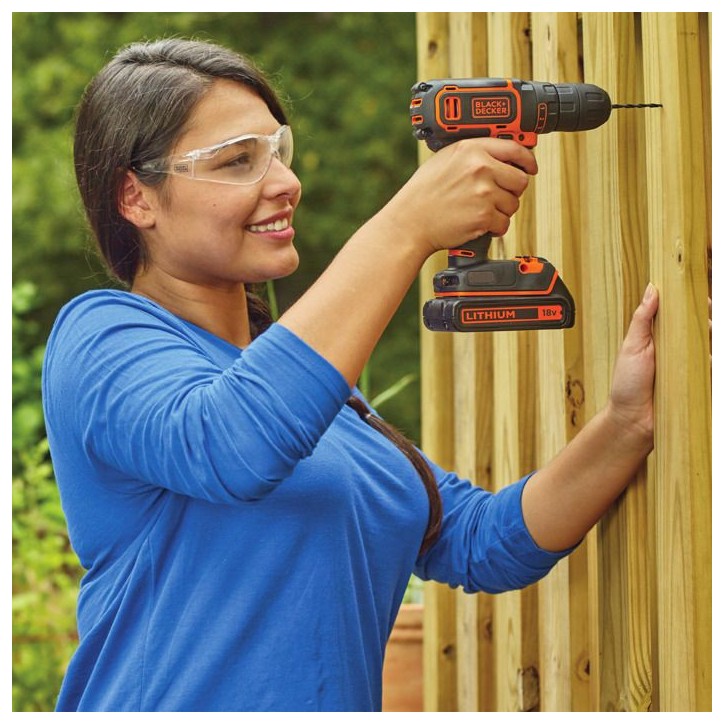 Perceuse visseuse sans fil - Black+Decker - 18V - 1 batterie 1,5Ah - Compacte et légere Perceuse visseuse sans fil - Black+Decker - 18V - 1 batterie 1,5Ah - Compacte et légere