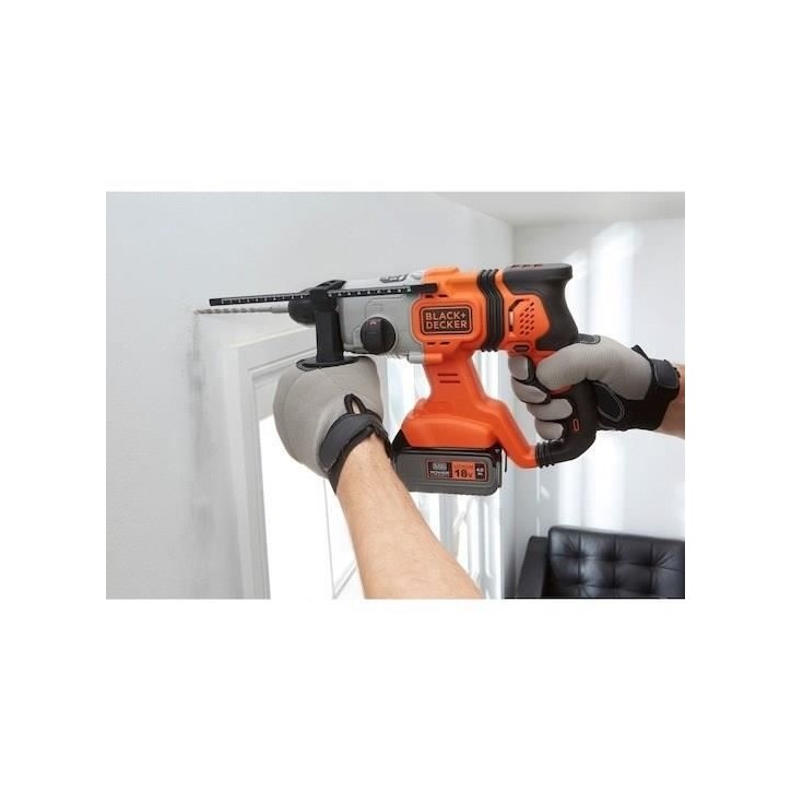 BLACK+DECKER BCD900M1K Perceuse a percussion SDS-plus sans fil 18V - 4Ah Li-ion