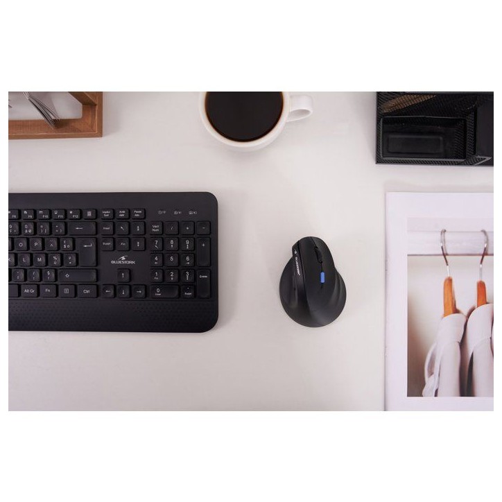 Souris ergonomique droitier - 2.4G+BT - BLUESTORK - Button bleu 4800 DPI - Noir Souris ergonomique droitier - 2.4G+BT - BLUESTORK - Button bleu 4800 DPI - Noir