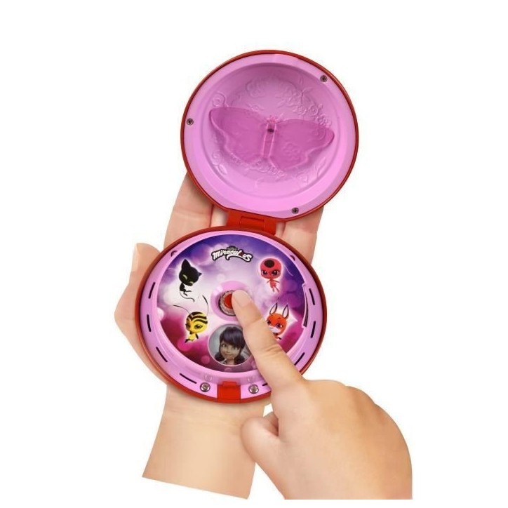 Téléphone Magique Ladybug - BANDAI - Miraculous - 30 phrases - Enfant 4 ans - Rose Violet Téléphone Magique Ladybug - BANDAI - Miraculous - 30 phrases - Enfant 4 ans - Rose Violet