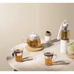 Gourde en tritan - BODUM - Melior - 1,2 L - Filtre infuseur en inox - Dragonne silicone - Blanc