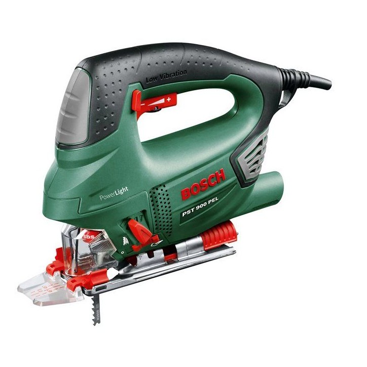 Scie sauteuse filaire BOSCH - PST 900 PEL - 620W - 3100 tr/min - Avec set de 10 lames + mallette Scie sauteuse filaire BOSCH - PST 900 PEL - 620W - 3100 tr/min - Avec set de 10 lames + mallette