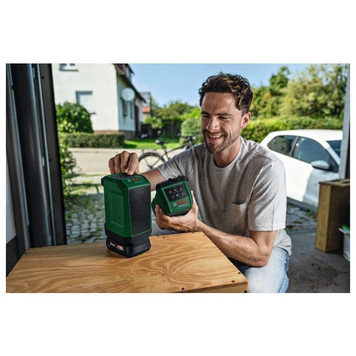Enceinte bluetooth - BOSCH - UniversalSpeaker 18V-1 - 18V - Sans batterie ni chargeur Enceinte bluetooth - BOSCH - UniversalSpeaker 18V-1 - 18V - Sans batterie ni chargeur