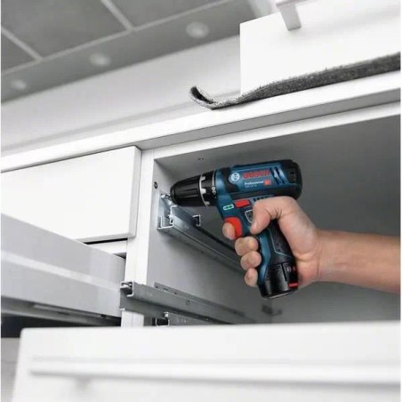 Perceuse sans fil - BOSCH Professional - GSR 12V-15 - 2 batteries 2Ah - 25 accessoires - 12V