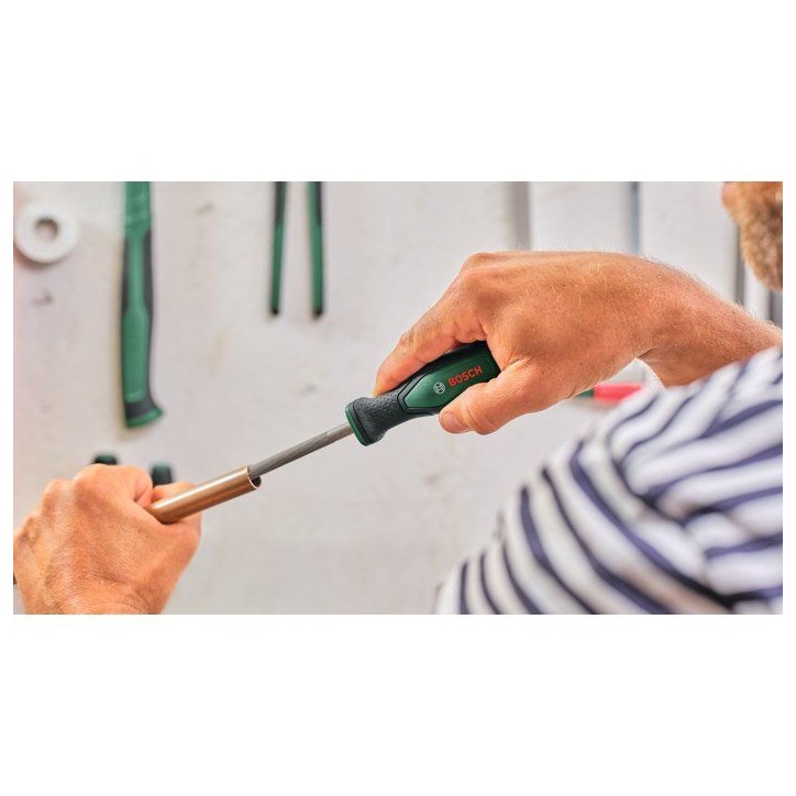 Set de limes 200 mm/8 BOSCH - Avec brosse - 4 pcs Set de limes 200 mm/8 BOSCH - Avec brosse - 4 pcs