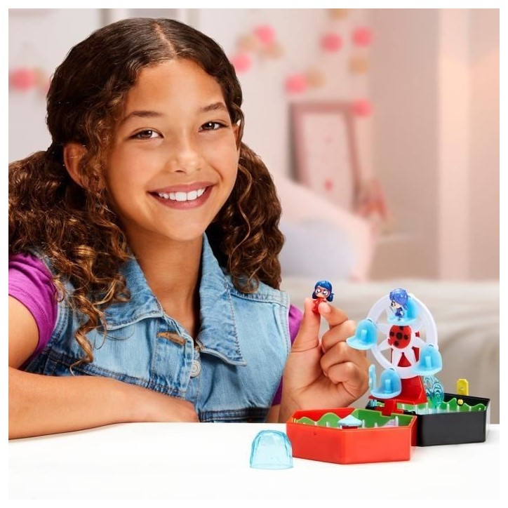 BANDAI - Miraculous Ladybug - Mini univers Chibi Parc d'attractions - Mini figurines Marinette et Climatika incluses - P50553 BANDAI - Miraculous Ladybug - Mini univers Chibi Parc d'attractions - Mini figurines Marinette et Climatika incluses - P50553