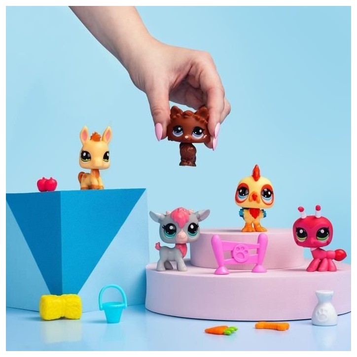 BANDAI - Littlest Pet Shop - Collector Set Theme de la ferme - 5 animaux et accessoires - BF00510 BANDAI - Littlest Pet Shop - Collector Set Theme de la ferme - 5 animaux et accessoires - BF00510