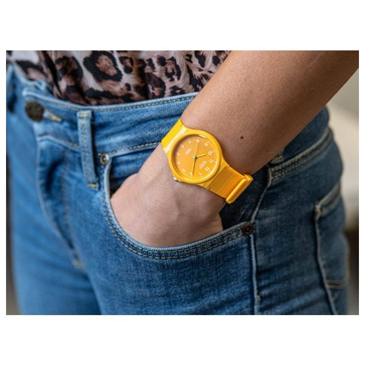 Montre - CASIO - MQ-24B - Mixte - Jaune - Quartz - Analogique Montre - CASIO - MQ-24B - Mixte - Jaune - Quartz - Analogique
