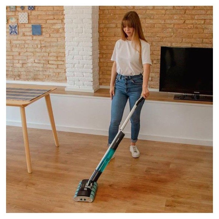 Aspirateur Balai Laveur - CECOTEC FreeGoWash TwiceSpray - 60 W - 40 min - 450 ml - Gris Aspirateur Balai Laveur - CECOTEC FreeGoWash TwiceSpray - 60 W - 40 min - 450 ml - Gris