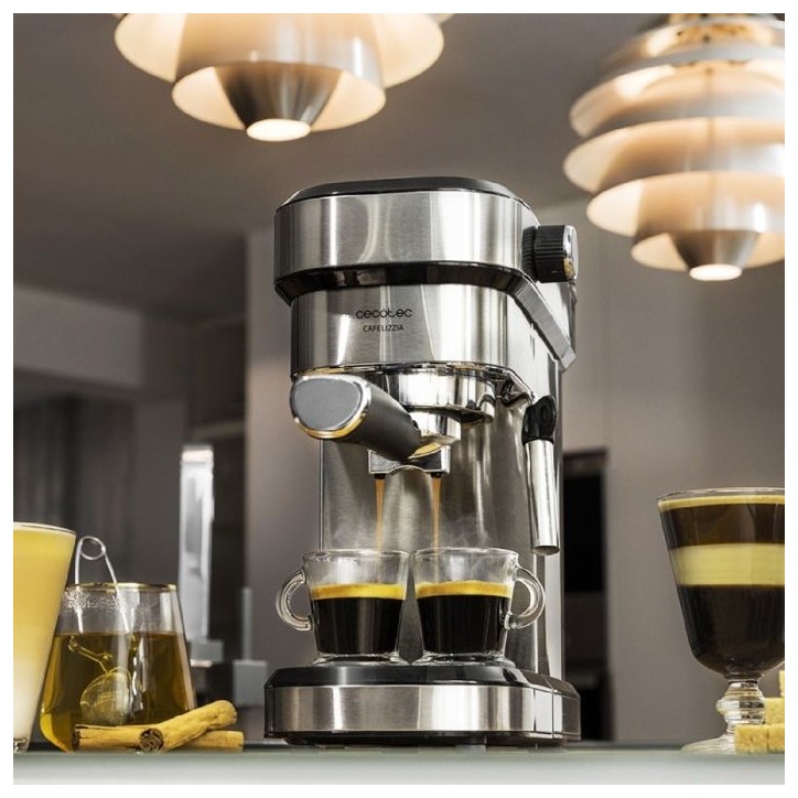 Machine a café - CECOTEC - Cafelizzia790 Steel - 1350 W - 20 bars - 1,2 L - Inox Machine a café - CECOTEC - Cafelizzia790 Steel - 1350 W - 20 bars - 1,2 L - Inox