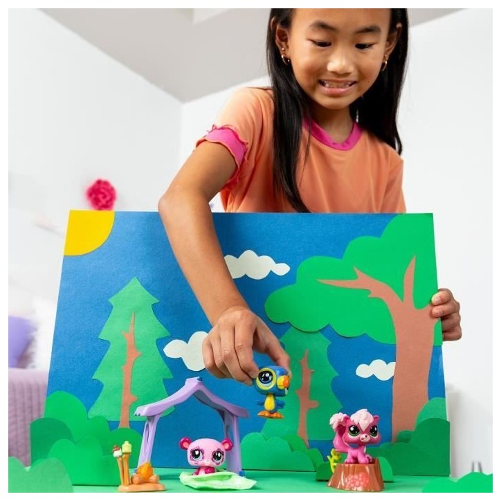 Pack a theme 3 Pets - BANDAI - Littlest Pet Shop Camping - Animaux et accessoires Pack a theme 3 Pets - BANDAI - Littlest Pet Shop Camping - Animaux et accessoires