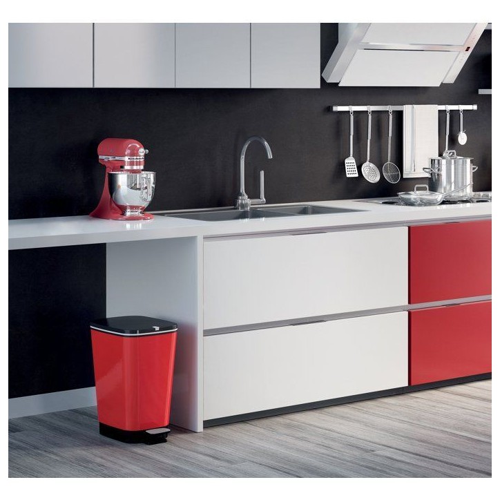 Poubelle a Pédale - Chic Bin Style - 42,5 L - Rouge - KIS Poubelle a Pédale - Chic Bin Style - 42,5 L - Rouge - KIS
