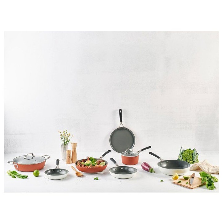 Crépiere - COSY & TRENDY - CERAPRO - Aluminium recyclé - Ø25 cm - Tous feux dont induction Crépiere - COSY & TRENDY - CERAPRO - Aluminium recyclé - Ø25 cm - Tous feux dont induction