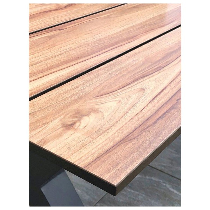 Table de jardin avec bancs - Gris anthracite - Aluminium et HPL effet bois - 210 x 174 cm - Vancouver Table de jardin avec bancs - Gris anthracite - Aluminium et HPL effet bois - 210 x 174 cm - Vancouver