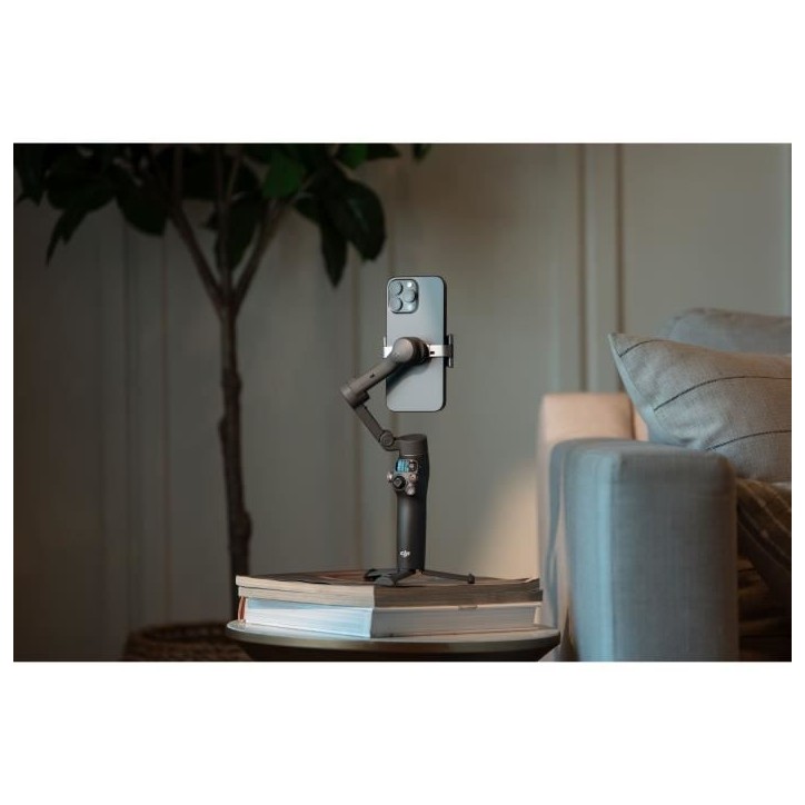 Stabilisateur - DJI - Osmo Mobile 8 - Rotation fluide 360° - Barre d'extension + trépied intégrés - Nacelle de stabilisation Stabilisateur - DJI - Osmo Mobile 8 - Rotation fluide 360° - Barre d'extension + trépied intégrés - Nacelle de stabilisation