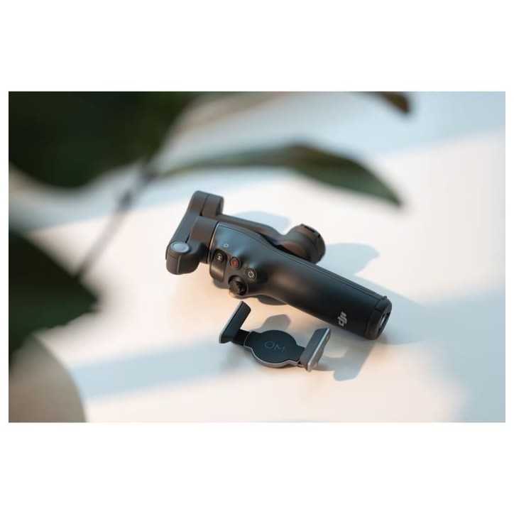 Stabilisateur - DJI - Osmo Mobile 8 - Rotation fluide 360° - Barre d'extension + trépied intégrés - Nacelle de stabilisation Stabilisateur - DJI - Osmo Mobile 8 - Rotation fluide 360° - Barre d'extension + trépied intégrés - Nacelle de stabilisation