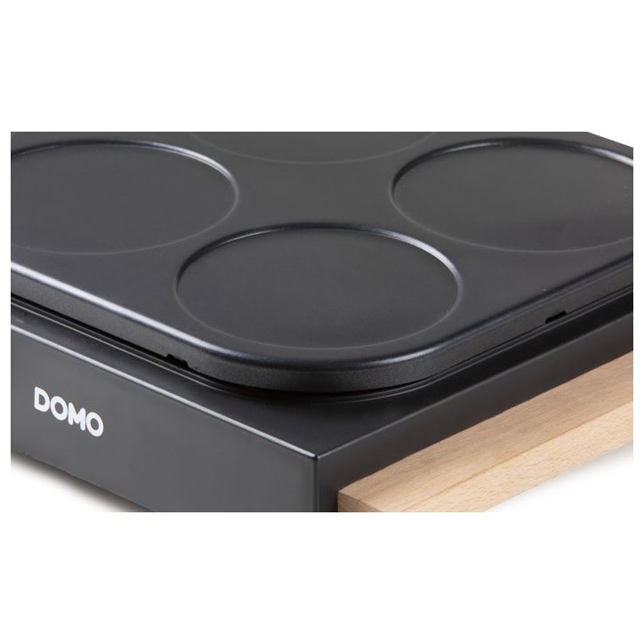 Crepiere - DOMO - DO8717P - 1000 W - Pour 6 crepes de Ø 11,5 cm - Thermostat réglable - Noir / Bois Crepiere - DOMO - DO8717P - 1000 W - Pour 6 crepes de Ø 11,5 cm - Thermostat réglable - Noir / Bois