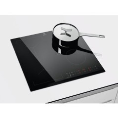 Plaque de cuisson induction - ELECTROLUX - 4 foyers / boosters - L60 cm - LIV6343