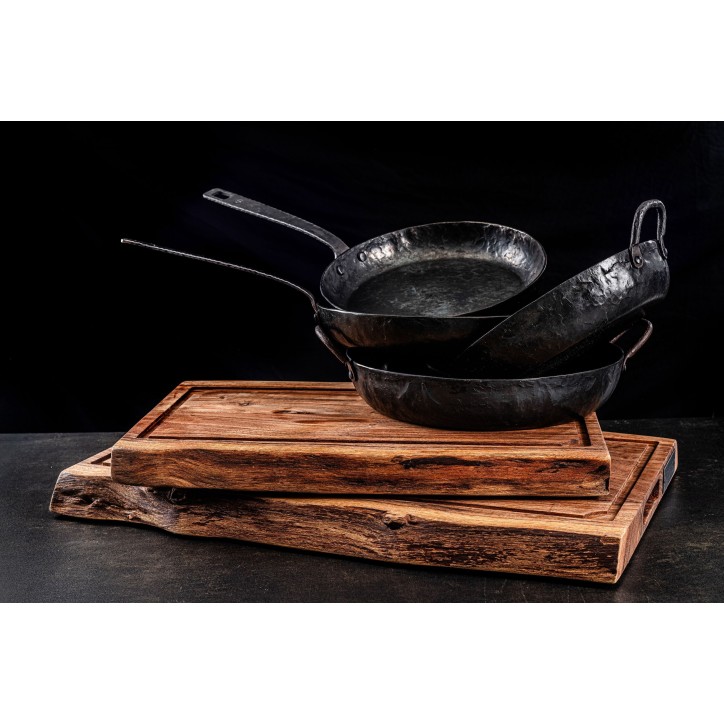 Planche a découper - FORGED - ESSENTIALS - Acacia - 45 x 30 x 3,5 cm Planche a découper - FORGED - ESSENTIALS - Acacia - 45 x 30 x 3,5 cm